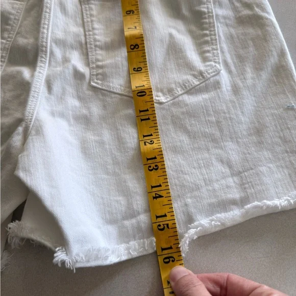 NWT Liverpool White Jean Shorts - Picture 8 of 9
